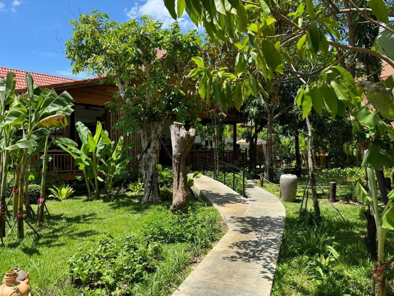 The Jungle Hotel เสียมราฐ ภายนอก รูปภาพ
